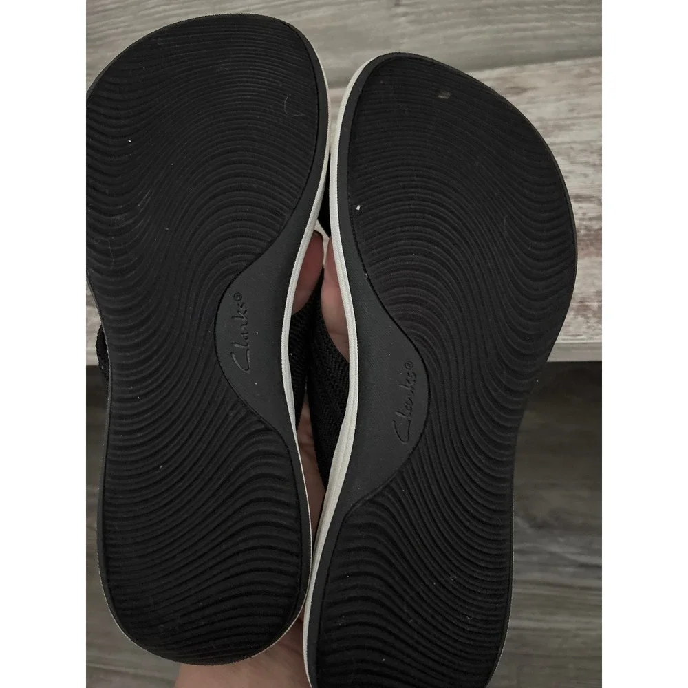 Clarks Cloudsteppers Arla Glison Black Fabric Crisscross Slide Sandals Womens
